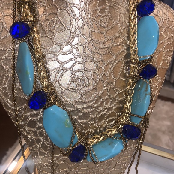 New! 2 for 1! Floral blue stoned necklaces - Picture 6 of 7